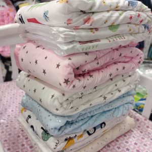 Warm baby shawl