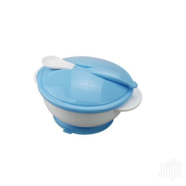 Baby weaning bowl with suction