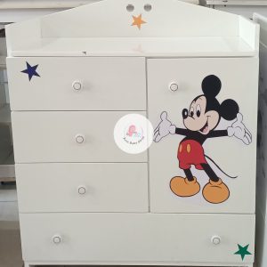 Baby clothes storage drawers