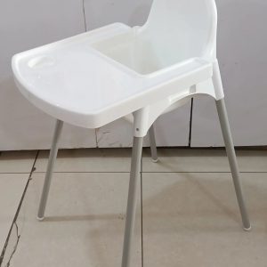 Anti-lop feeding chair