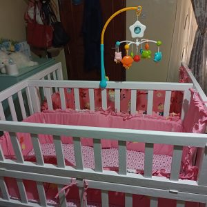 Baby cot for twins